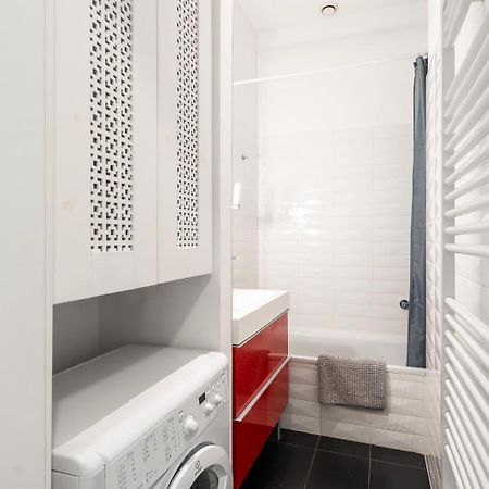 Luxury Apartment With Spacious Livingroom At Opera House Budapest Exterior foto